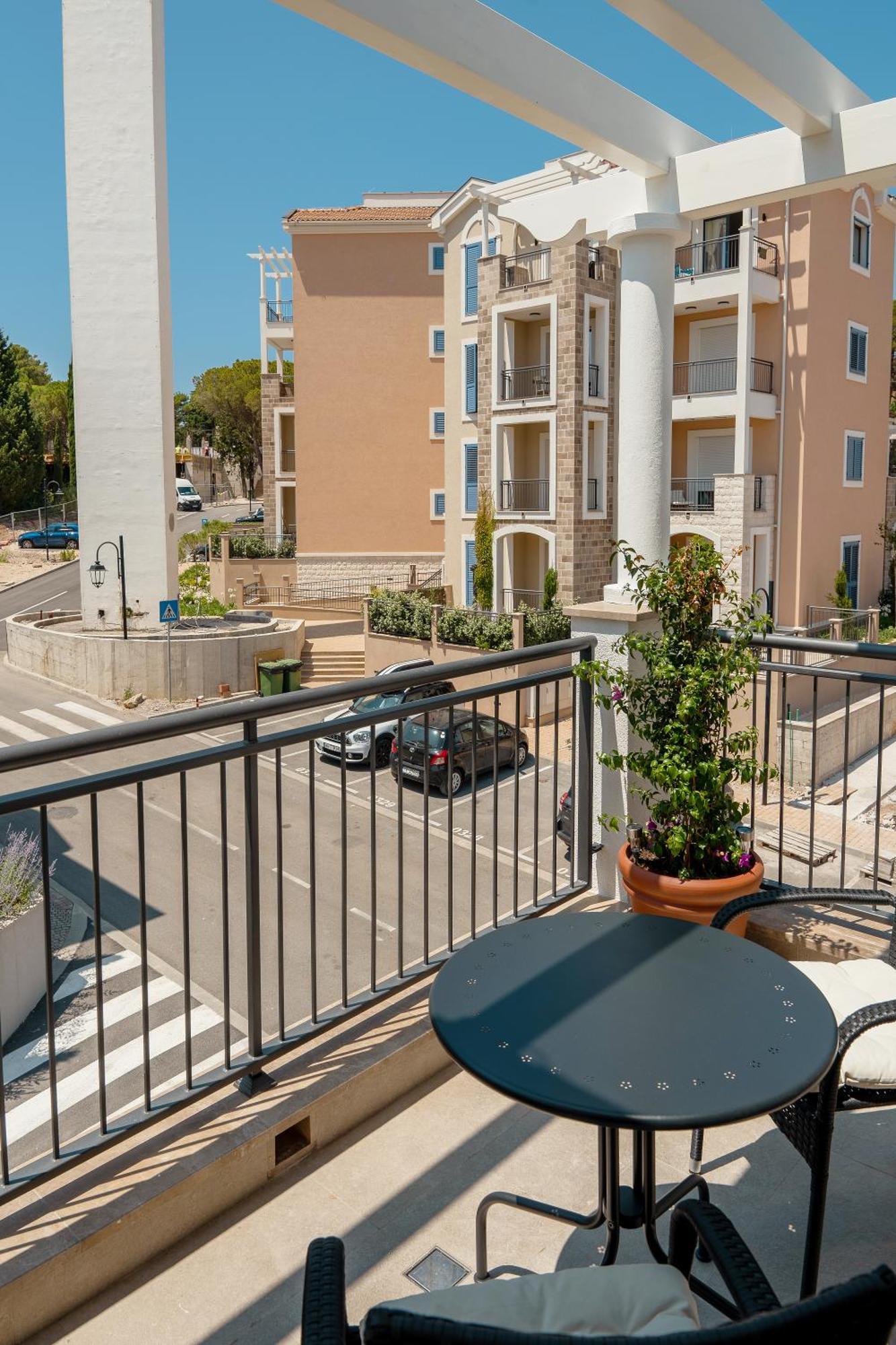 Lustica Bay Lejlighed Tivat Eksteriør billede