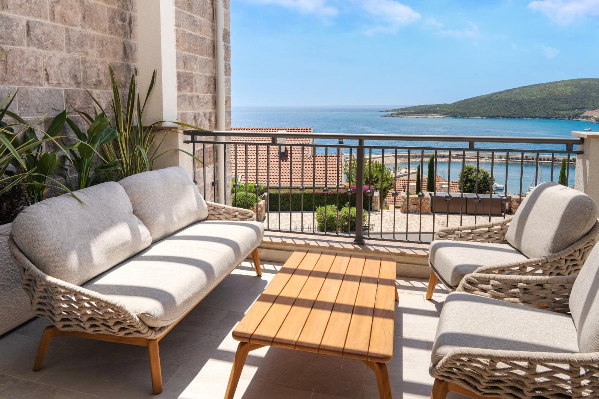 Lustica Bay Lejlighed Tivat Eksteriør billede